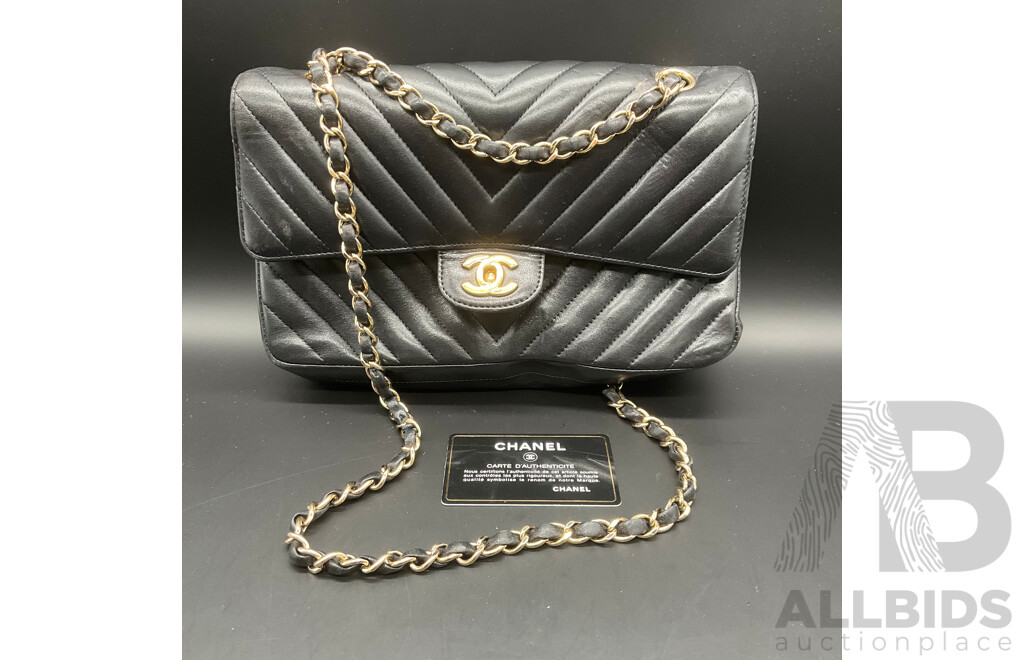 Classic Flap Black Bag in Chevron Quilting Pattern Branded CHANEL
