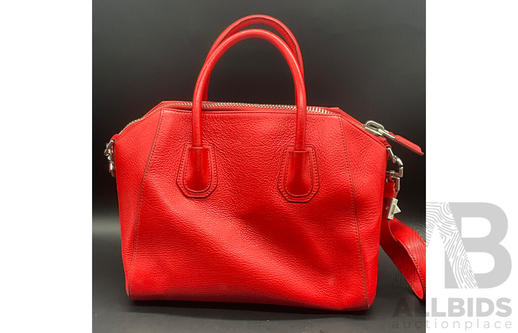 Antigona Red Branded GIVENCHY