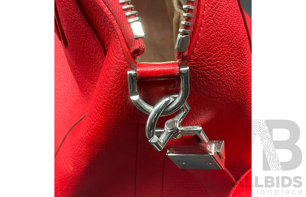 Antigona Red Branded GIVENCHY