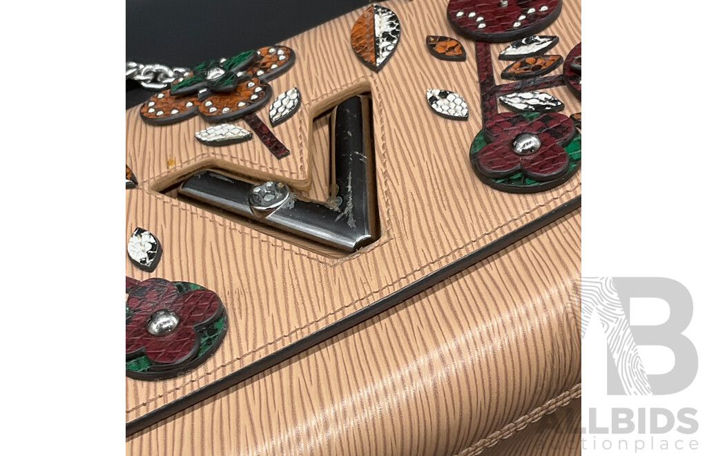 Epi Mechanical Flowers Twist MM Chain Bag Branded LOUIS VUITTON