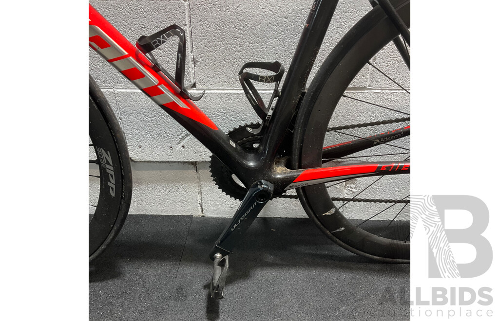 GIANT TCR Advanced Pro 0 Carbon Road Bike