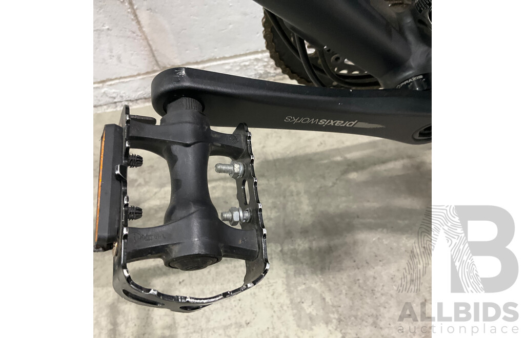 Giant Fastroad Size L Bike