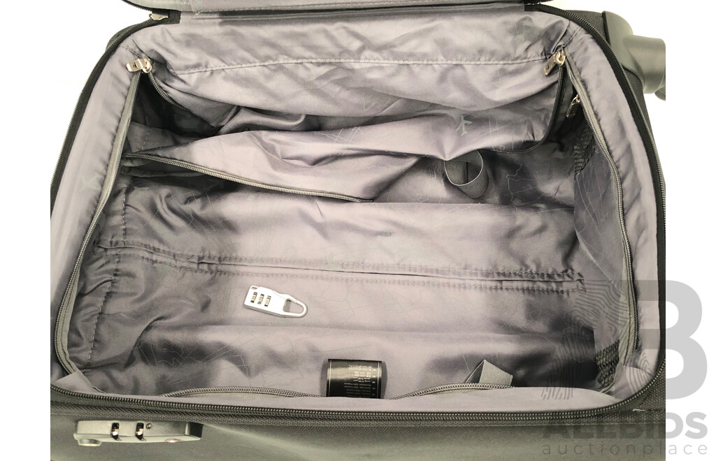 Antler Business 100 Four Wheel Mobile Office Laptop Roller Case - Brand New - RRP $265.00
