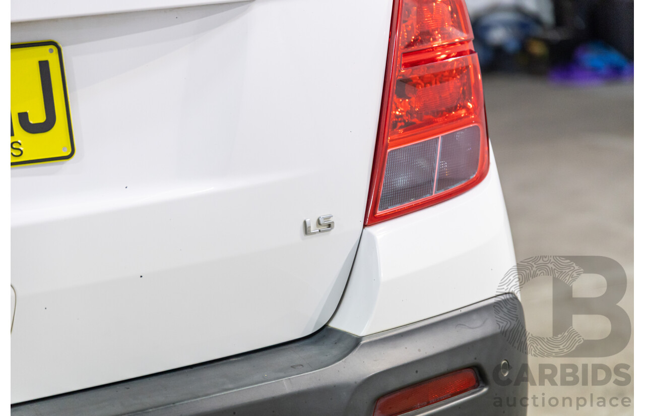 8/2015 Holden Trax LS TJ MY16 4d Wagon Summit White 1.8L