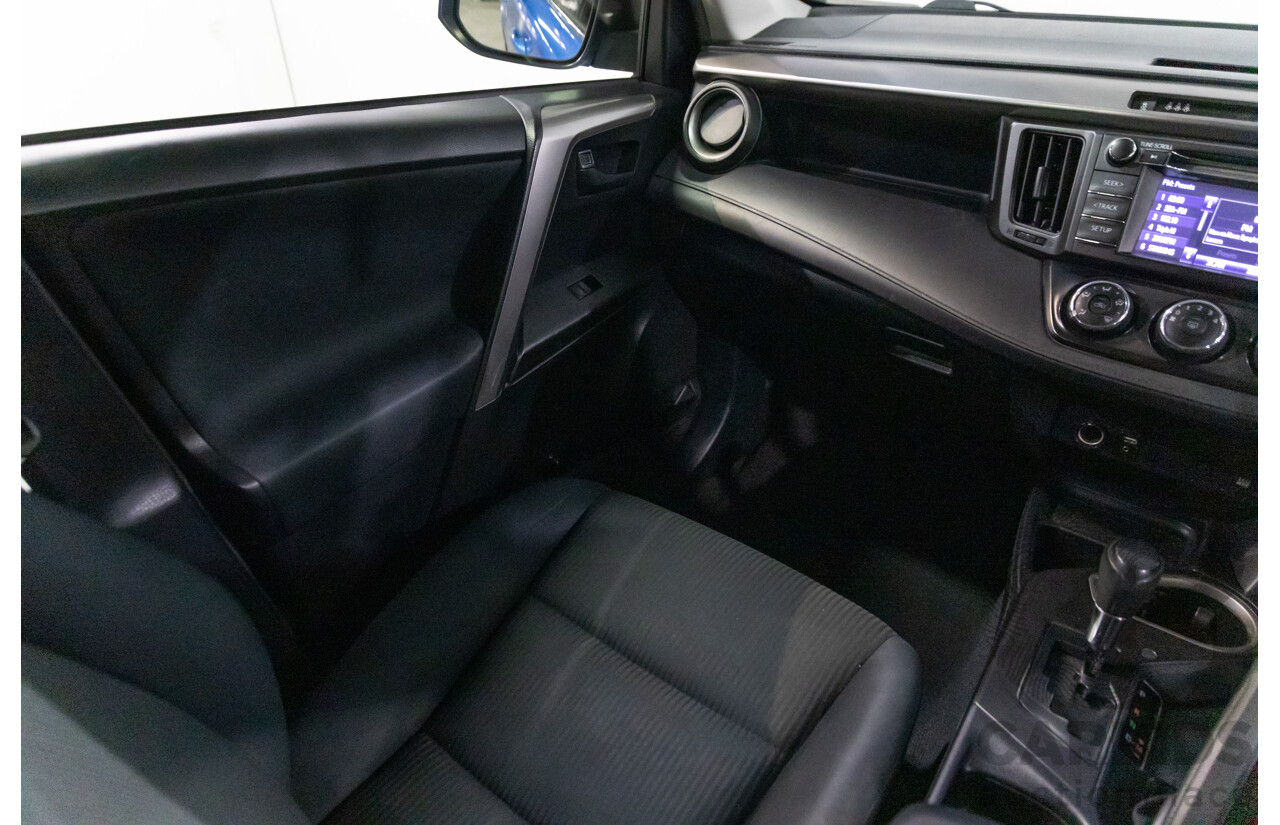 04/2016 Toyota RAV4 GX (FWD) ZSA42R MY16 4d Wagon Electric Storm Blue Metallic 2.0L