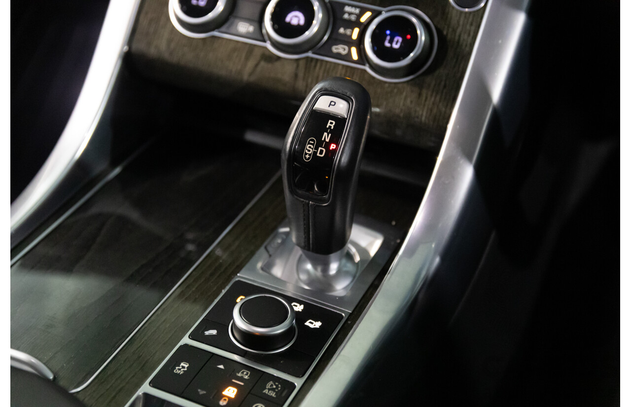 11/2015 Land Rover Range Rover Sport 3.0 TDV6 SE LW MY16 4d Wagon Santorini Black Turbo Diesel V6 3.0L - 7 Seater