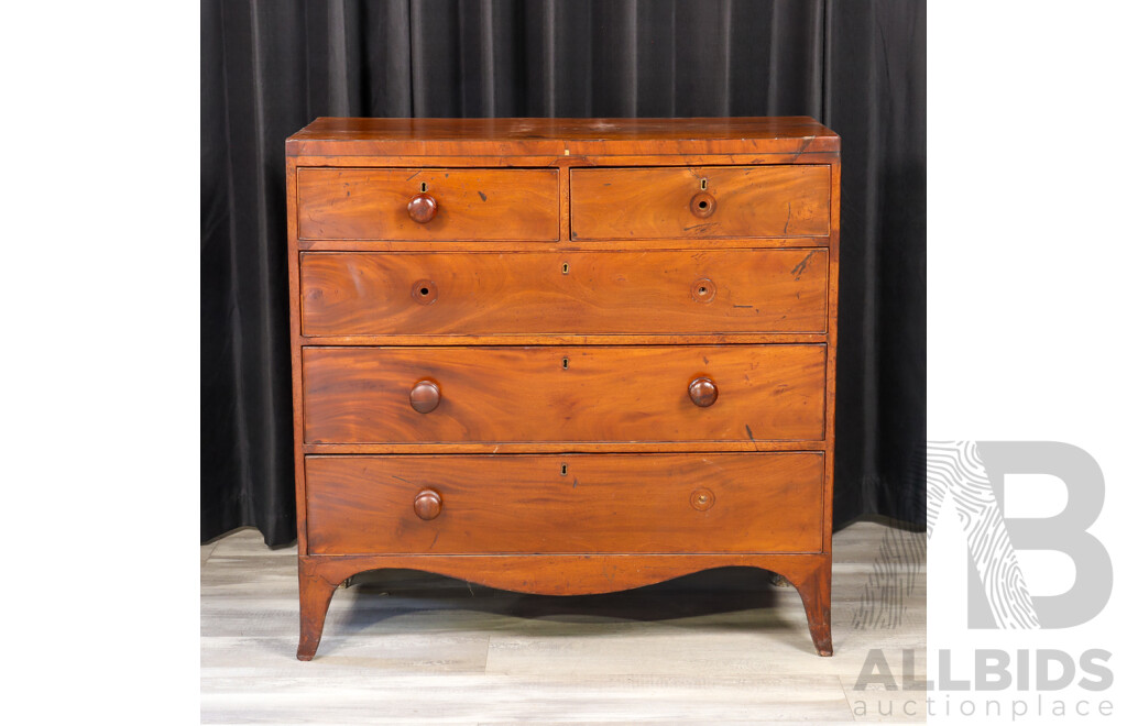 Georgian Mahogany Chest of Five Drawers