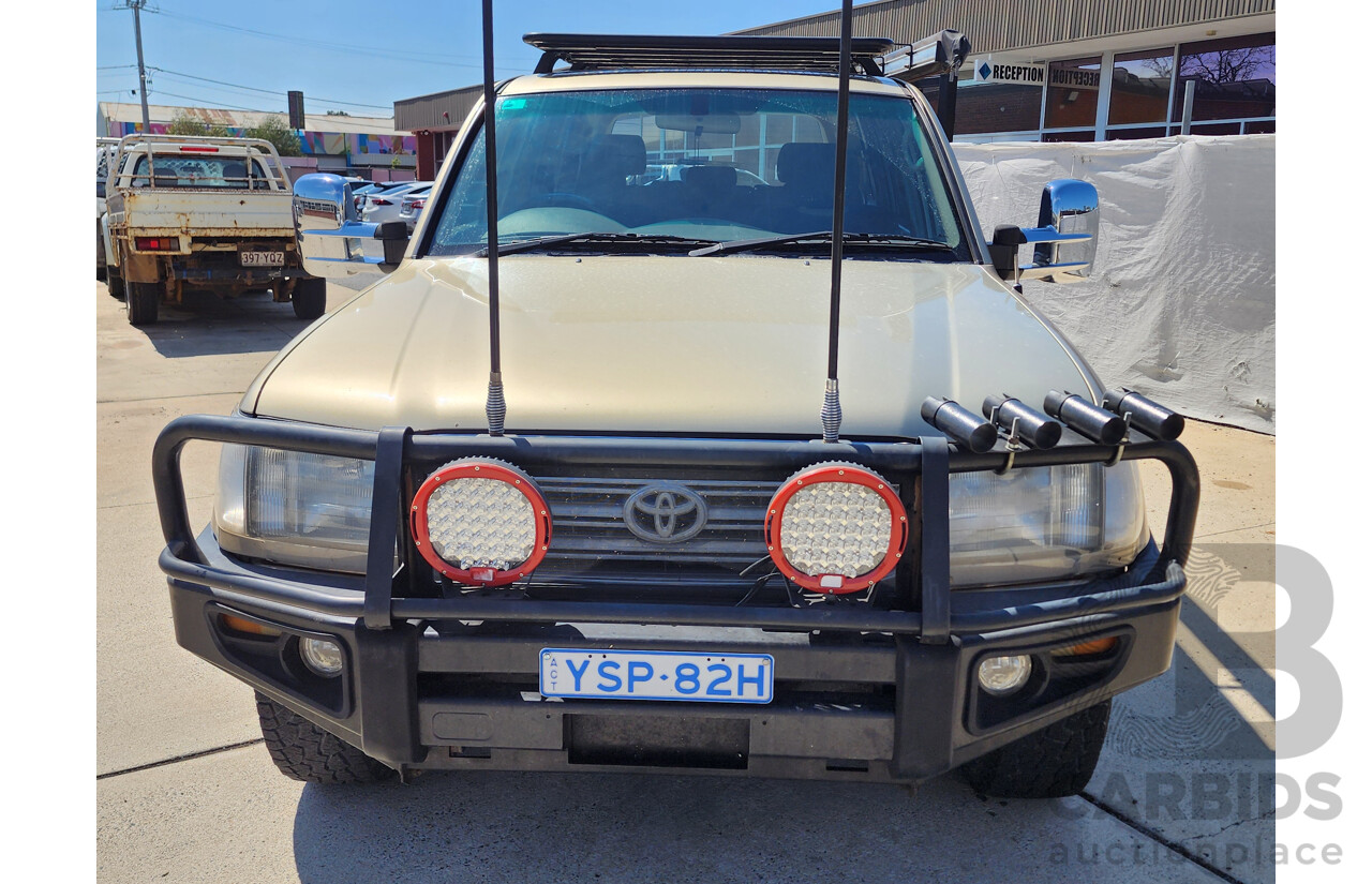 1/2003 Toyota Landcruiser GXL (4x4) UZJ100R 4d Wagon Gold 4.7L