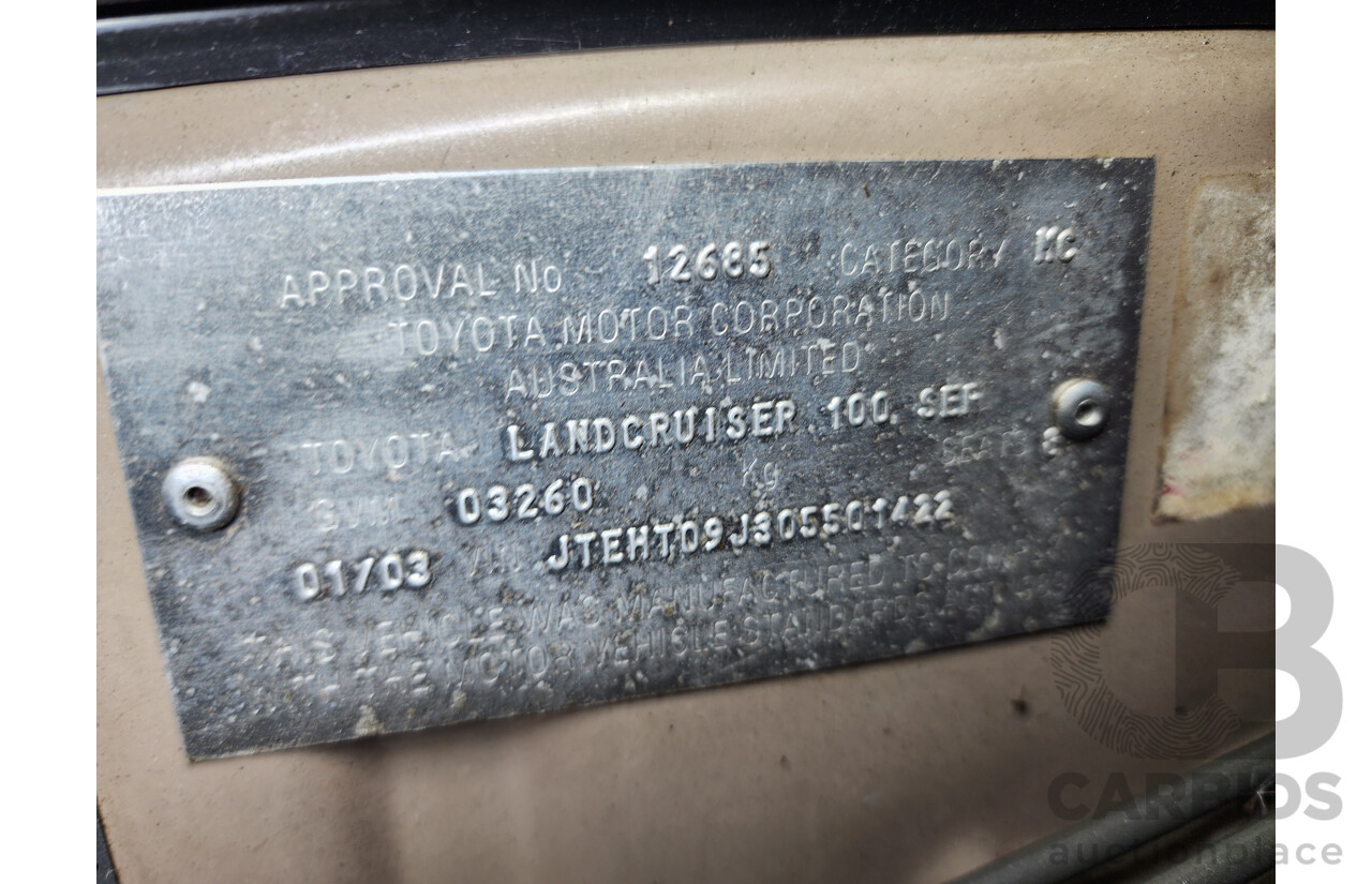 1/2003 Toyota Landcruiser GXL (4x4) UZJ100R 4d Wagon Gold 4.7L