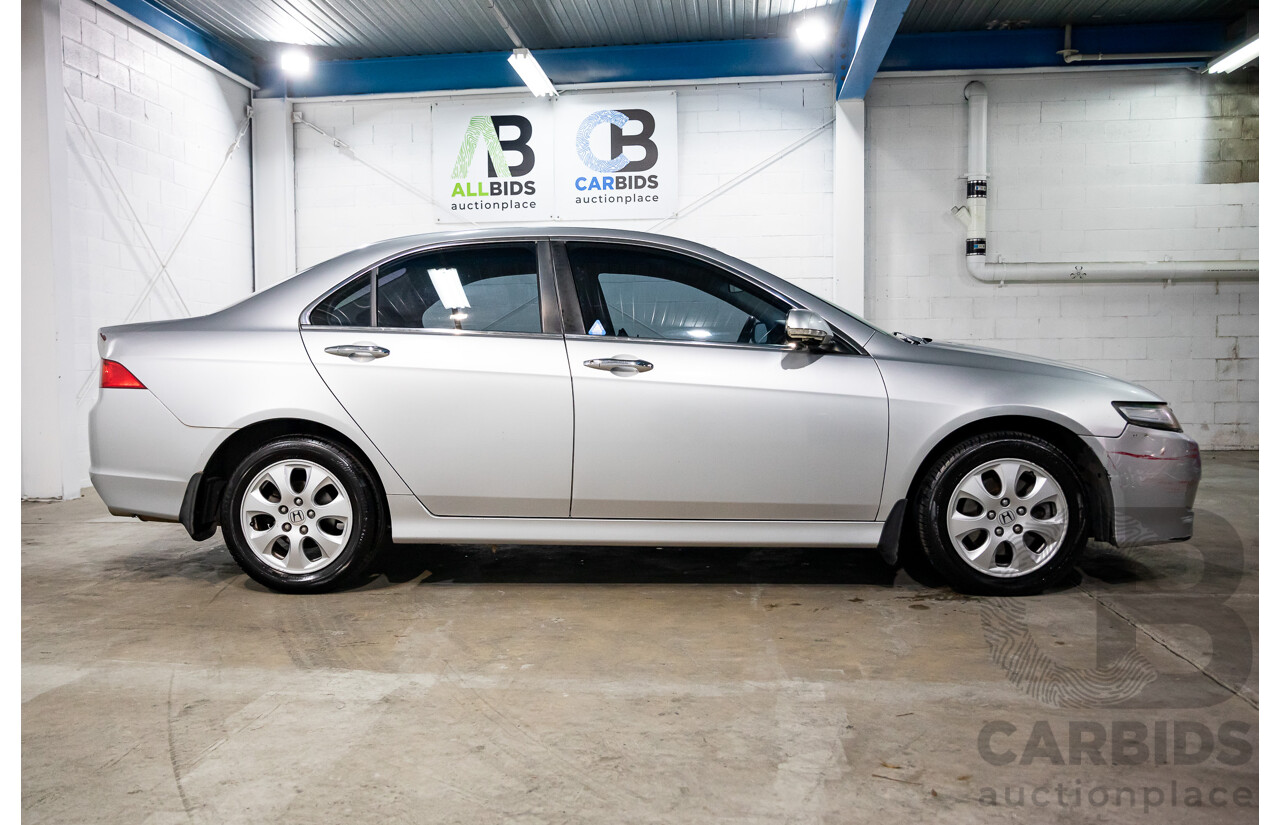 2/2007 Honda Accord Euro MY06.5 4d Sedan Alabaster Silver Metallic 2.4L
