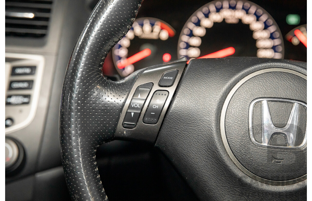 2/2007 Honda Accord Euro MY06.5 4d Sedan Alabaster Silver Metallic 2.4L