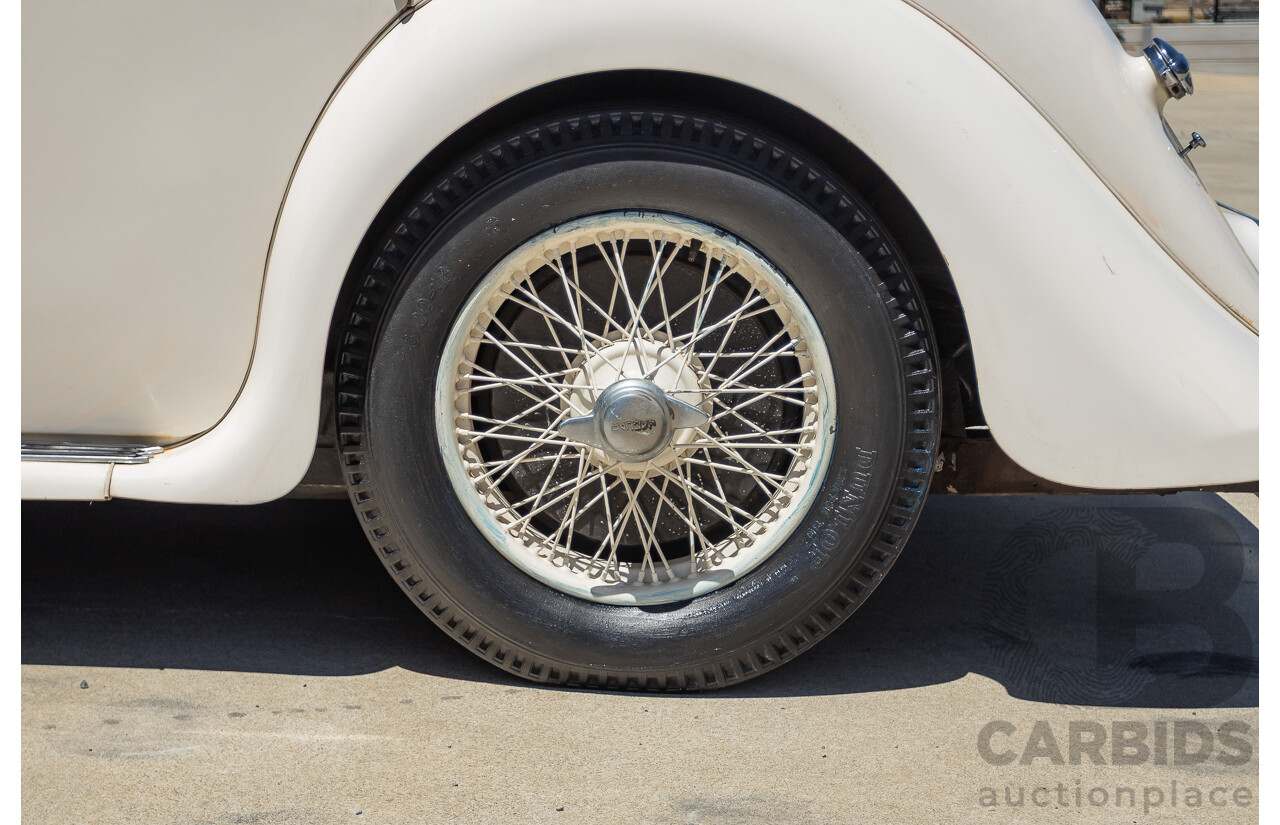 1947 Jaguar Mk IV Saloon White 3.5L