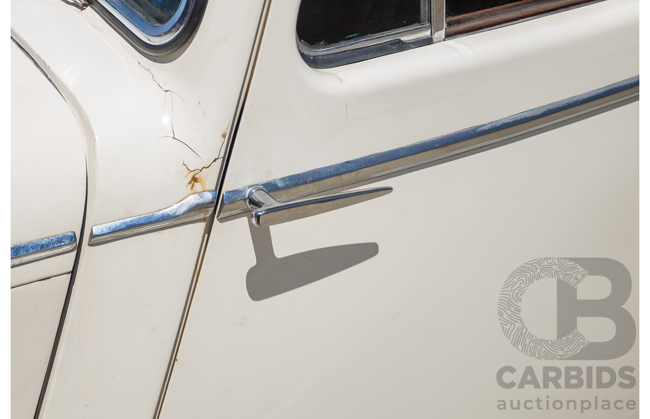 1947 Jaguar Mk IV Saloon White 3.5L