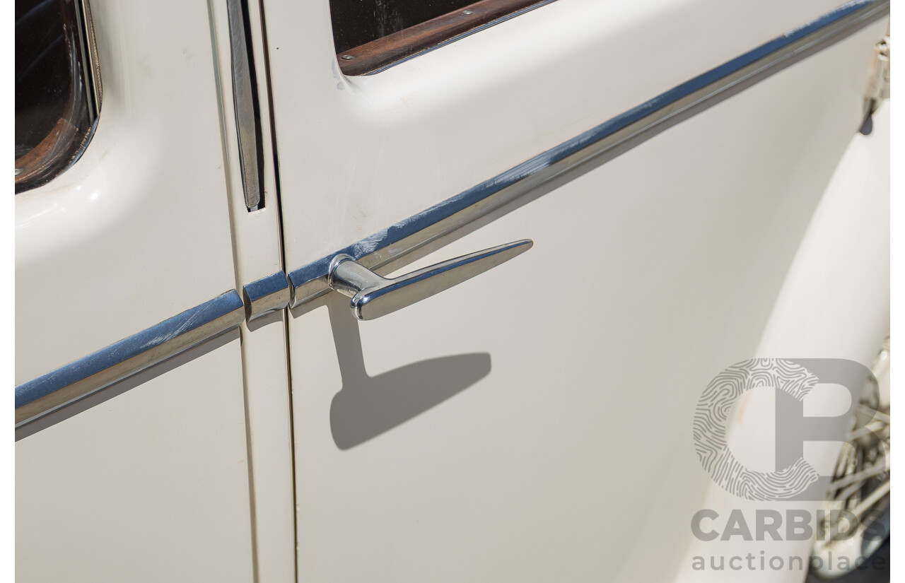 1947 Jaguar Mk IV Saloon White 3.5L