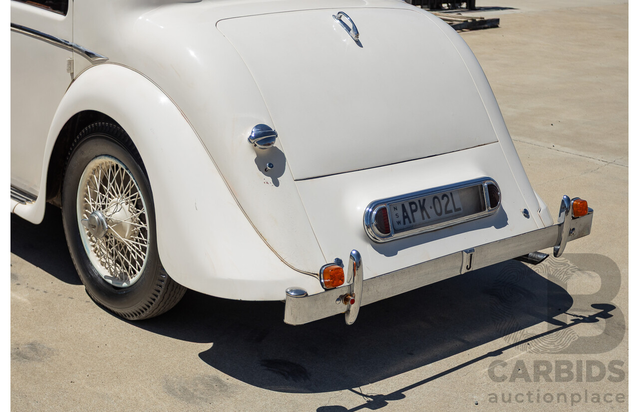 1947 Jaguar Mk IV Saloon White 3.5L