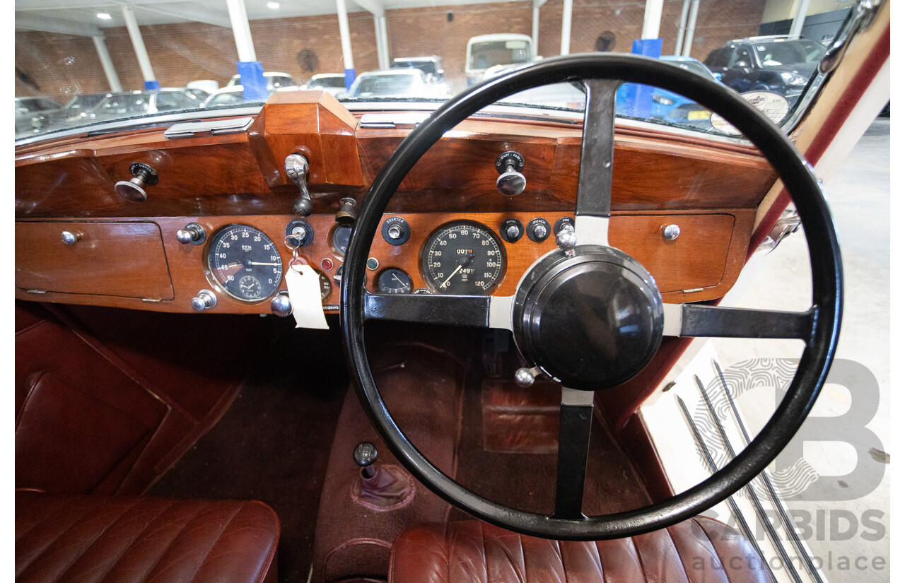 1947 Jaguar Mk IV Saloon White 3.5L