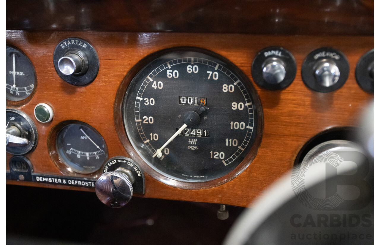 1947 Jaguar Mk IV Saloon White 3.5L