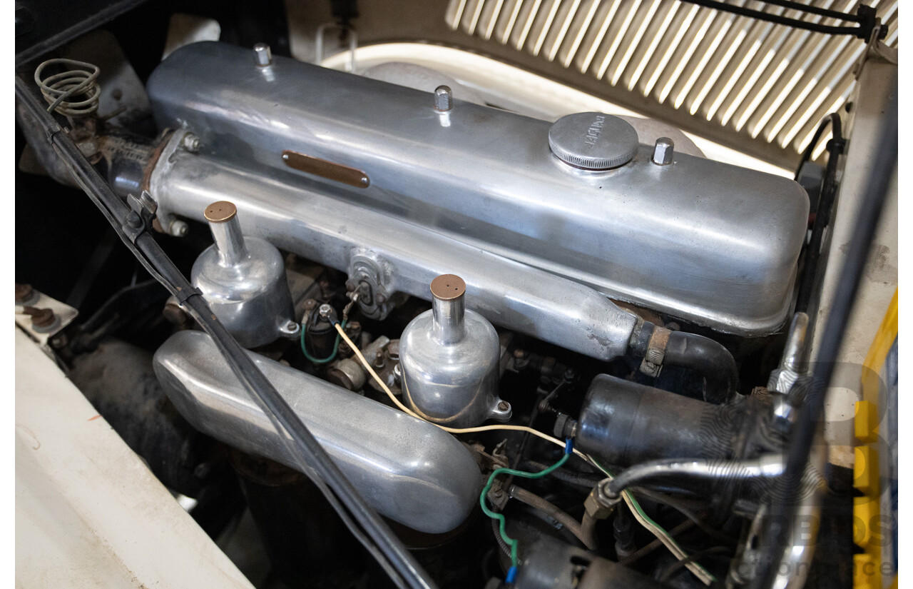 1947 Jaguar Mk IV Saloon White 3.5L