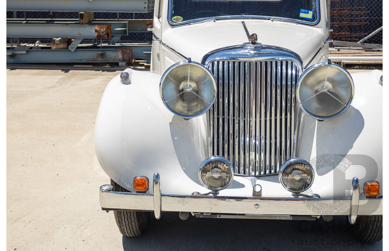 1947 Jaguar Mk IV Saloon White 3.5L