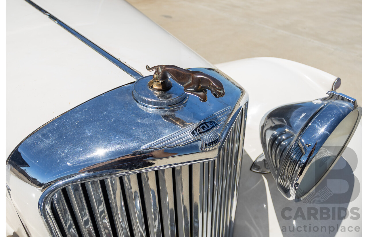 1947 Jaguar Mk IV Saloon White 3.5L