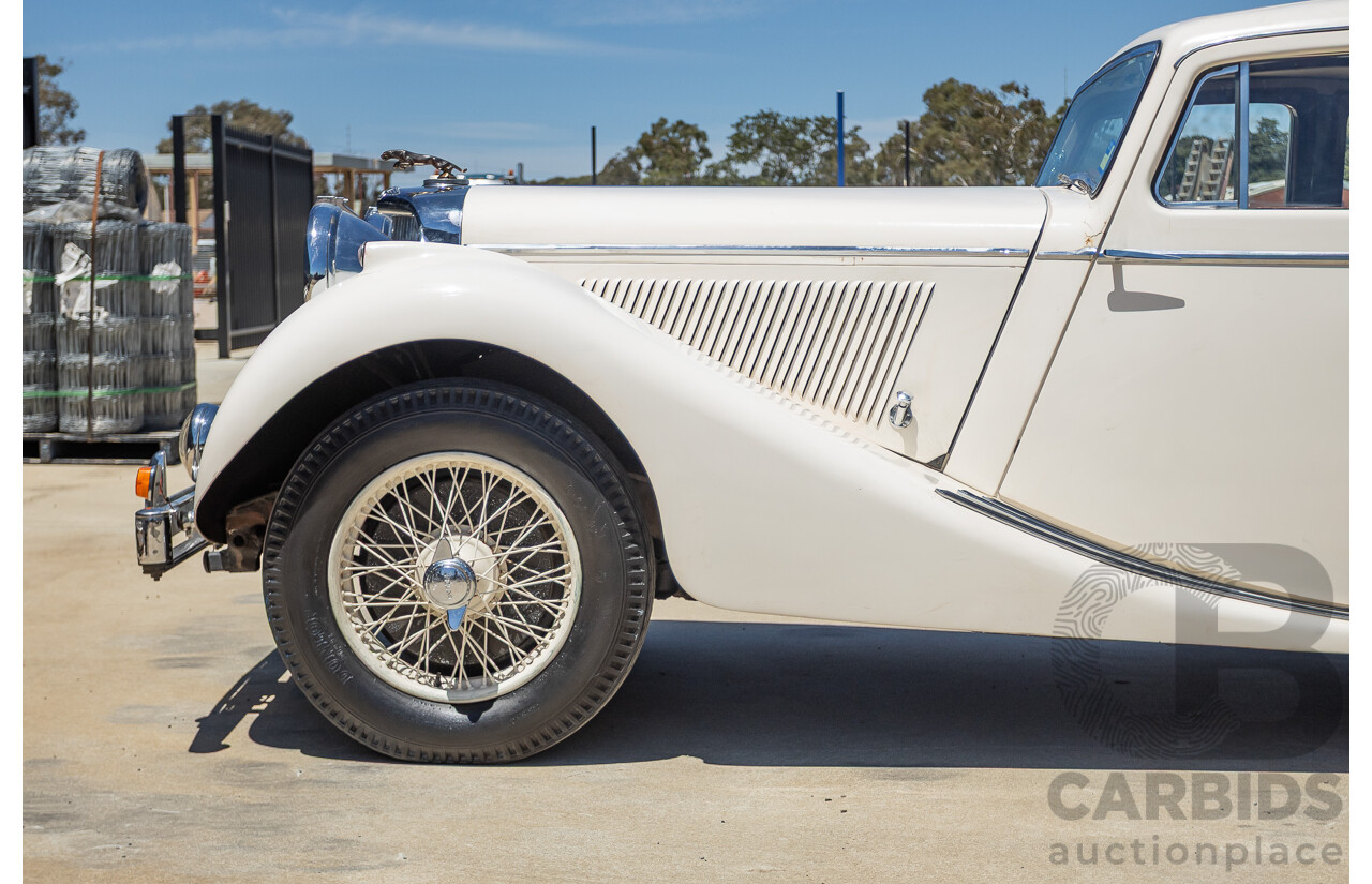 1947 Jaguar Mk IV Saloon White 3.5L