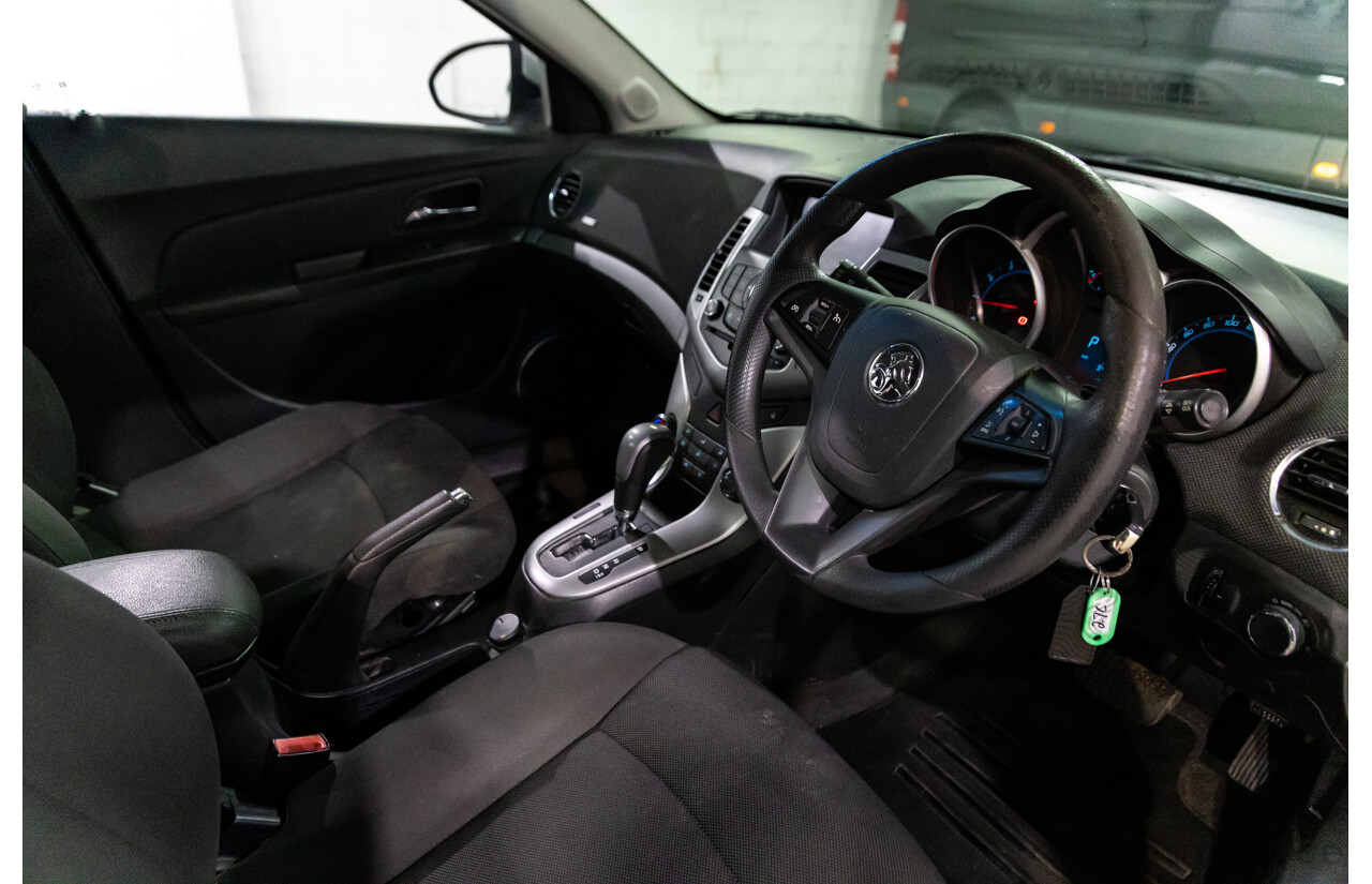 8/2015 Holden Cruze CD JH MY16 4d Sportwagon Nitrate Silver Metallic 1.8L