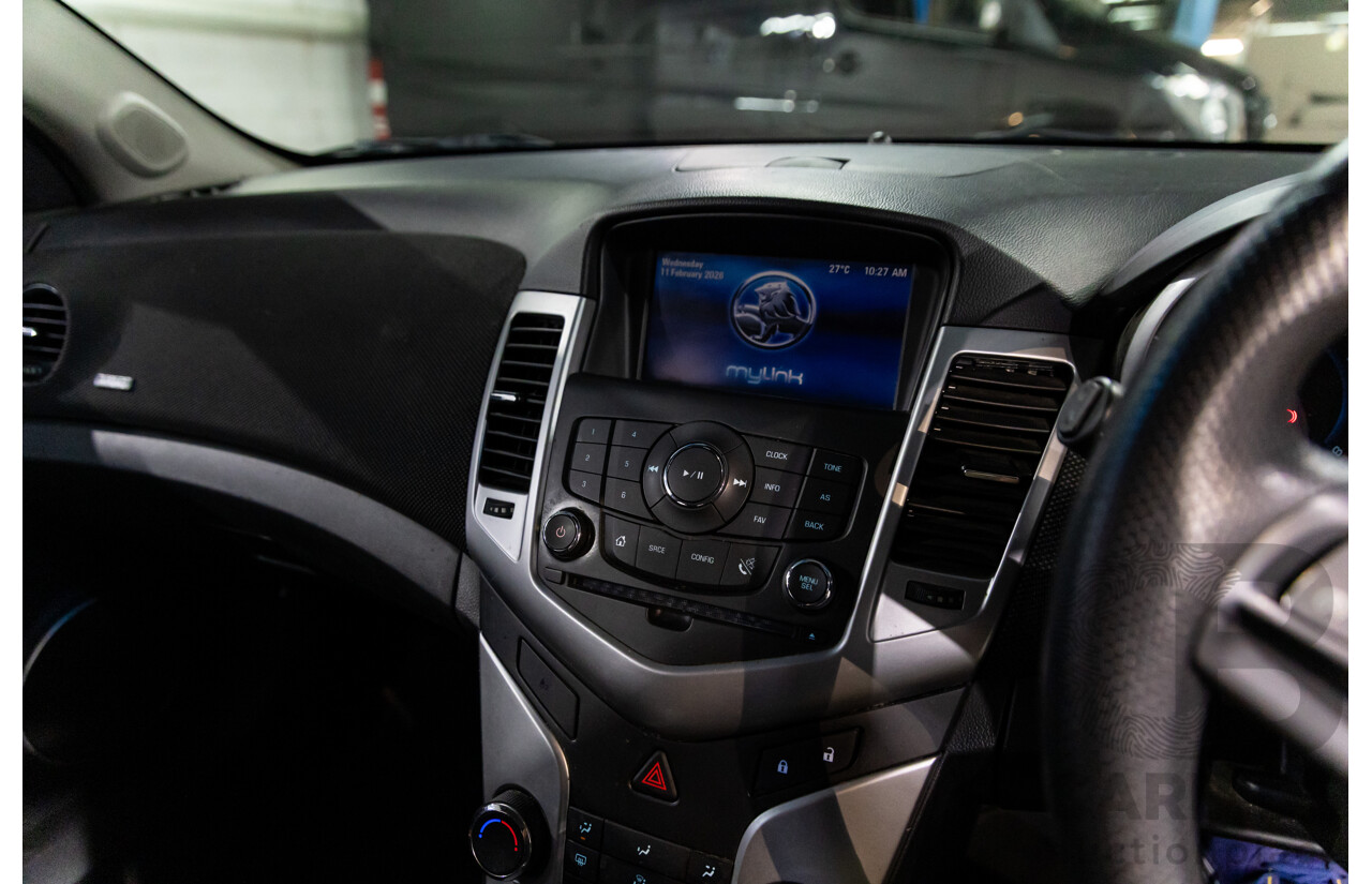 8/2015 Holden Cruze CD JH MY16 4d Sportwagon Nitrate Silver Metallic 1.8L