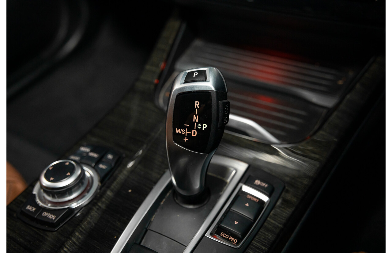 9/2015 BMW X3 xDrive20d xLine F25 MY15 4d Wagon Mineral White Metallic Turbo Diesel 2.0L