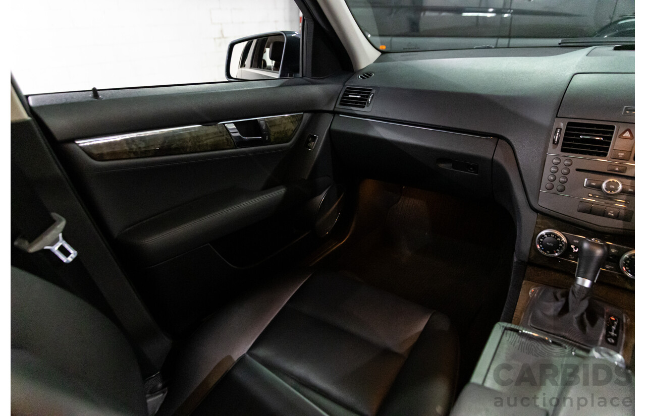 8/2009 Mercedes-Benz C200 Kompressor Classic W204 4d Sedan Tenorite Grey Metallic Supercharged 1.8L