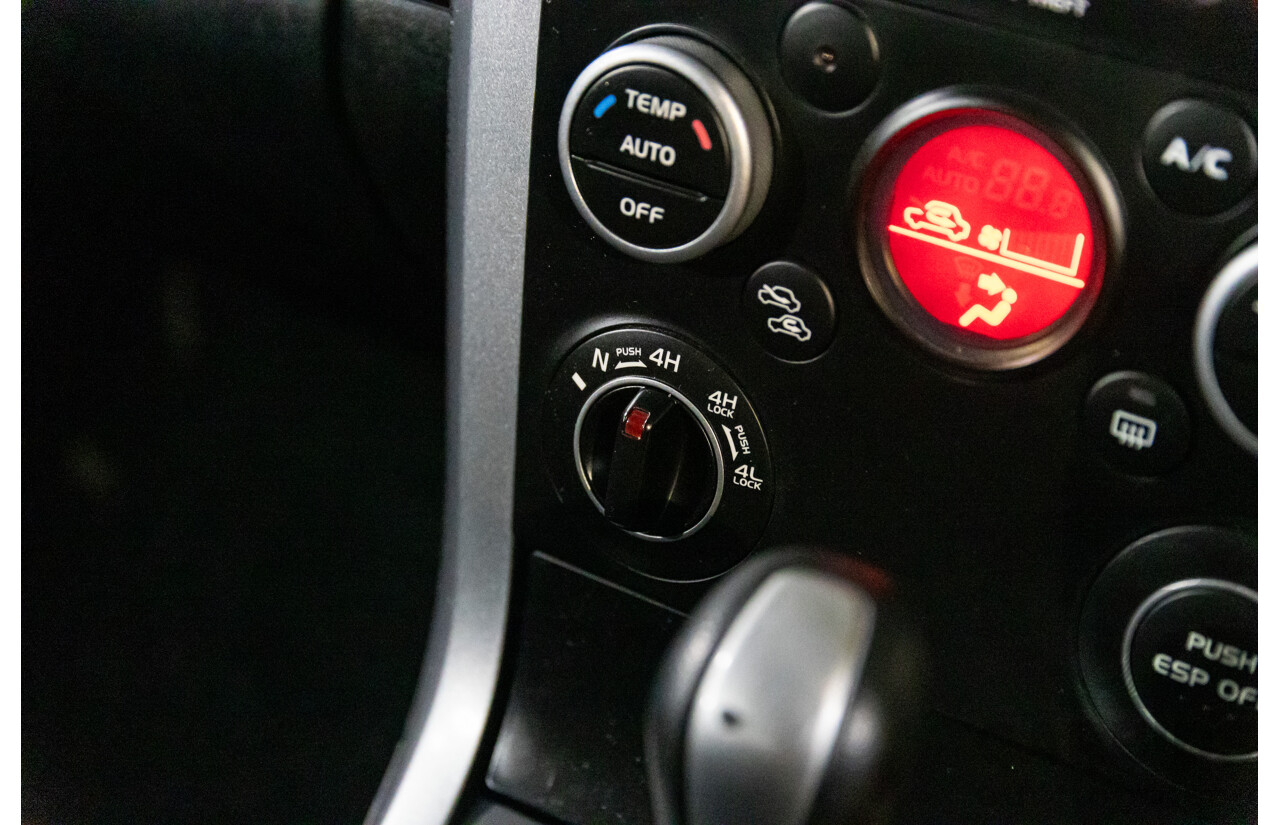 2/2010 Suzuki Grand Vitara (4x4) JT MY08.5 2d Wagon Silky Silver Metallic 2.4L