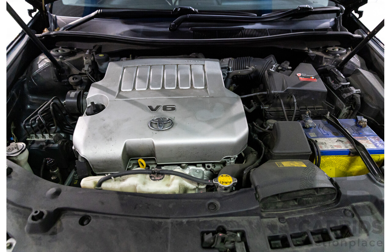 2/2013 Toyota Aurion AT-X GSV50R 4d Sedan Attitude Black Metallic V6 3.5L