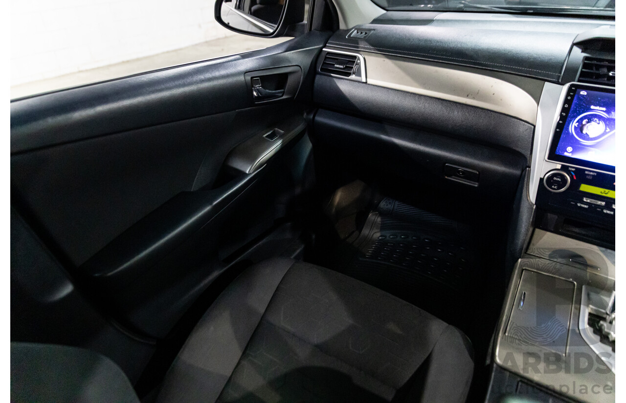 2/2013 Toyota Aurion AT-X GSV50R 4d Sedan Attitude Black Metallic V6 3.5L