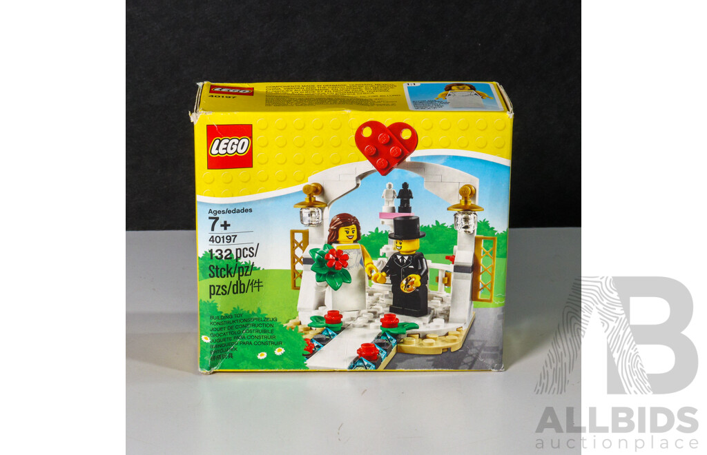 LEGO Wedding Favor Set 40197, Discontinued, Brand New in Box