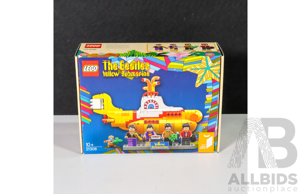 LEGO Ideas the Beatles Yellow Submarine Set 21306, Discontinued, Brand New in Box