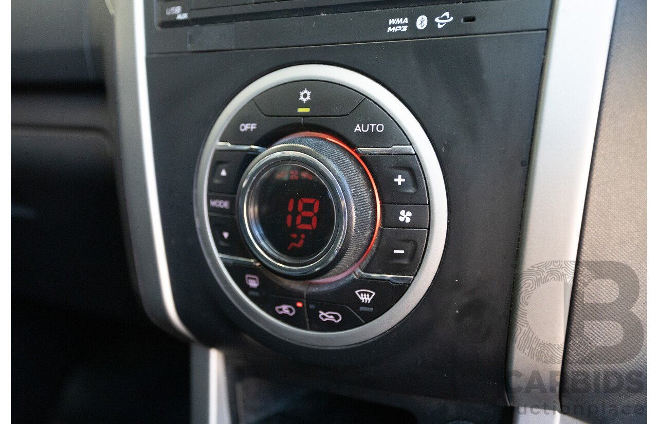 09/2015 Isuzu MU-X LS-U (4x4) UC MY15 4D Wagon Silky White Pearl Turbo Diesel 3.0L - 7 Seats