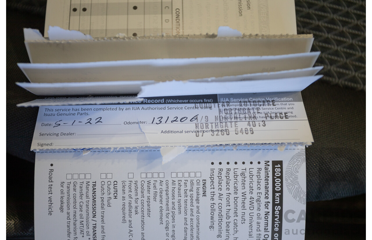 09/2015 Isuzu MU-X LS-U (4x4) UC MY15 4D Wagon Silky White Pearl Turbo Diesel 3.0L - 7 Seats