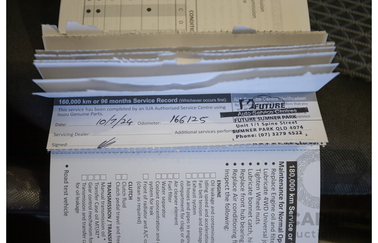 09/2015 Isuzu MU-X LS-U (4x4) UC MY15 4D Wagon Silky White Pearl Turbo Diesel 3.0L - 7 Seats