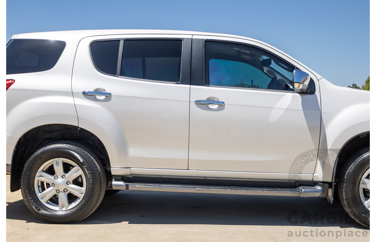 09/2015 Isuzu MU-X LS-U (4x4) UC MY15 4D Wagon Silky White Pearl Turbo Diesel 3.0L - 7 Seats
