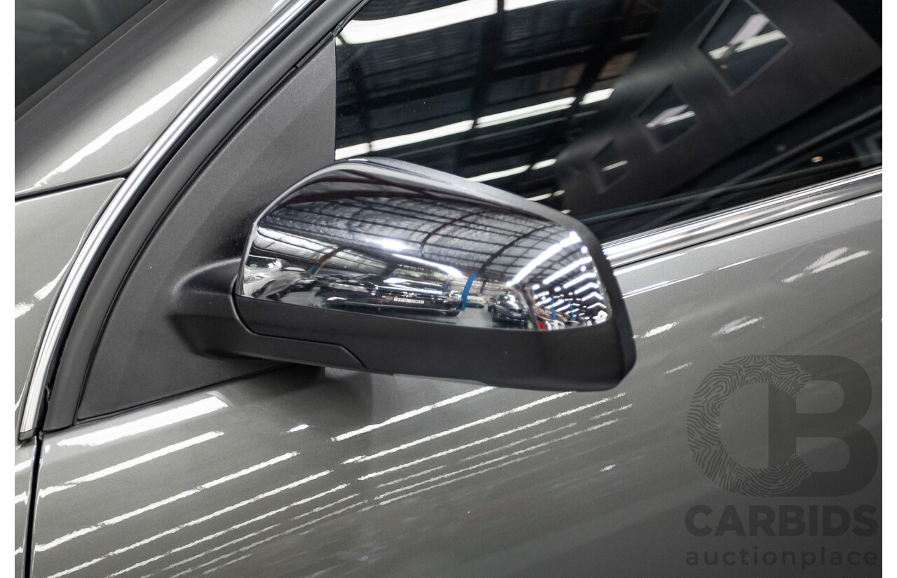 05/2012 Holden Special Vehicles (HSV) Grange Build No.219 WM3 MY12 4D Sedan Alto Grey V8 6.2L