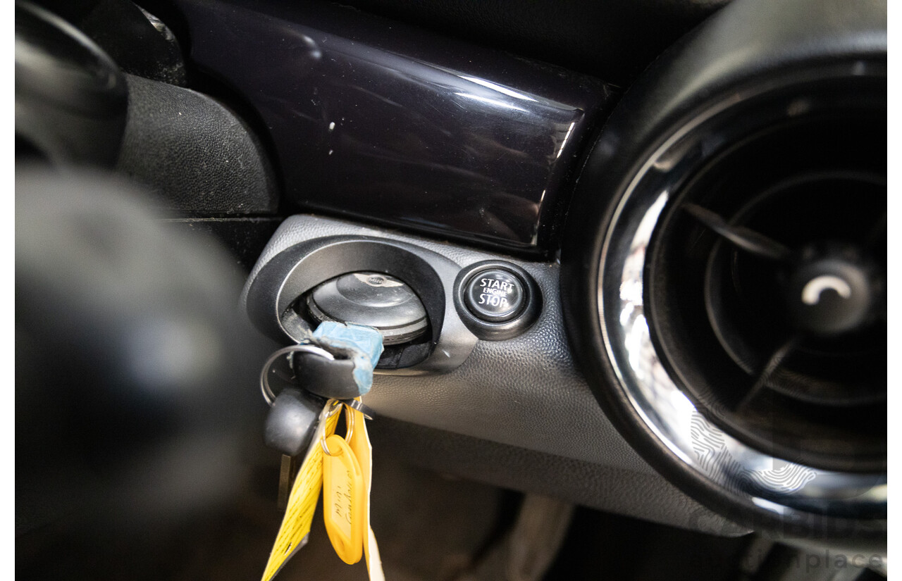 03/2009 Mini Cooper S R56 JCW pack 2D Hatchback British Racing Green Metallic Turbo 1.6L