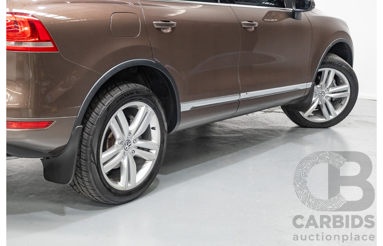 04/2013 Volkswagen Touareg V6 TDI (AWD) 7P MY13.5 4D Wagon Graciosa Brown Metallic Turbo Diesel 3.0L