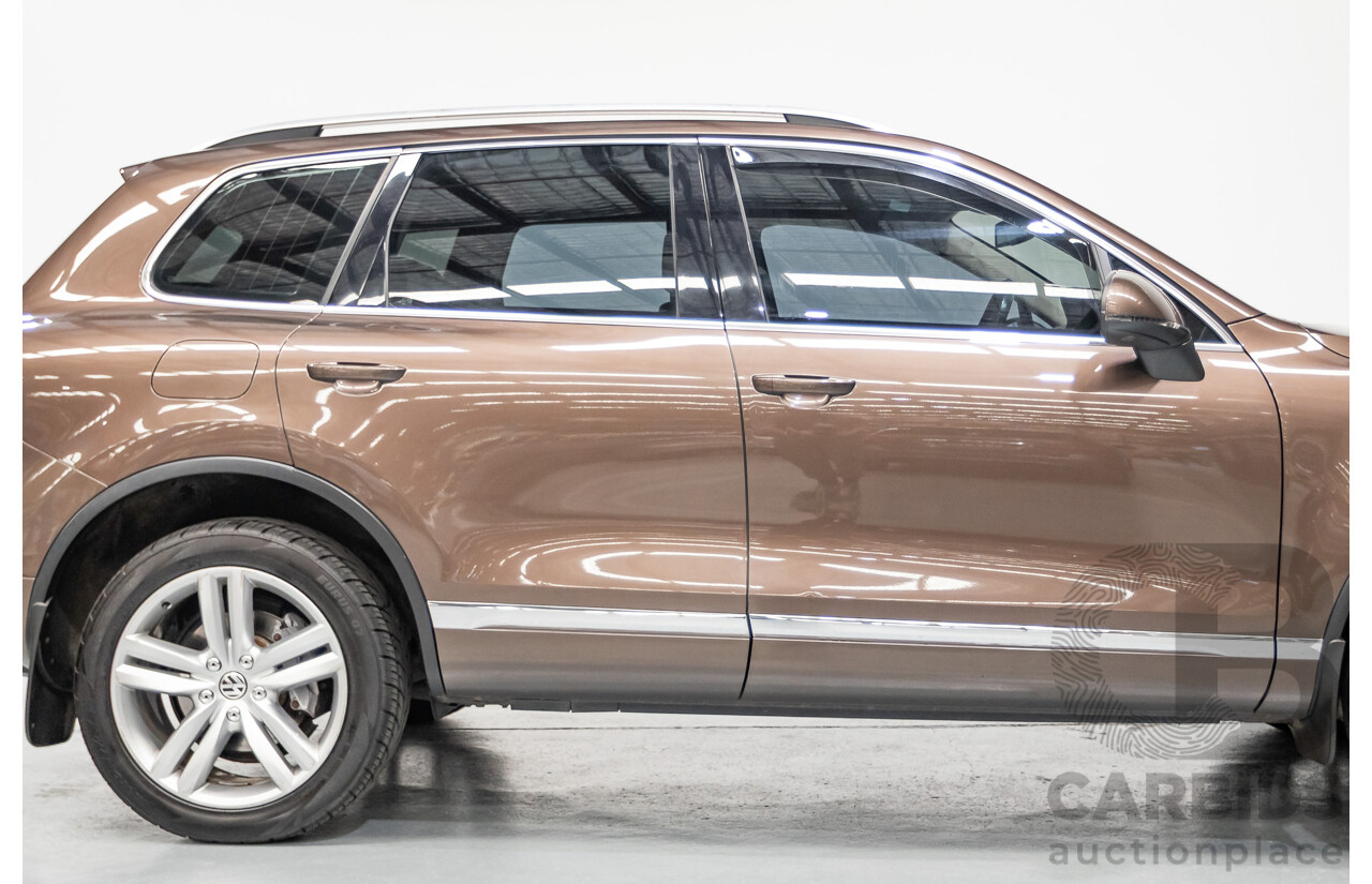 04/2013 Volkswagen Touareg V6 TDI (AWD) 7P MY13.5 4D Wagon Graciosa Brown Metallic Turbo Diesel 3.0L