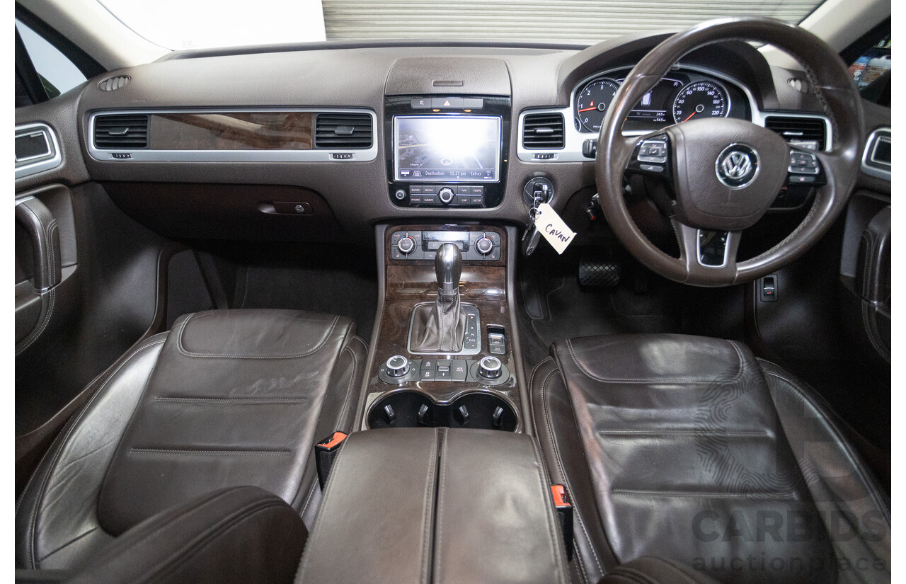 04/2013 Volkswagen Touareg V6 TDI (AWD) 7P MY13.5 4D Wagon Graciosa Brown Metallic Turbo Diesel 3.0L
