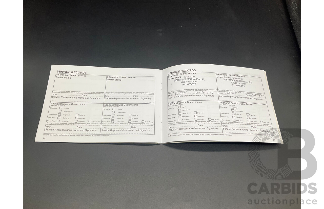 8/2013 Mitsubishi Mirage ES LA 5d Hatchback White 1.2L