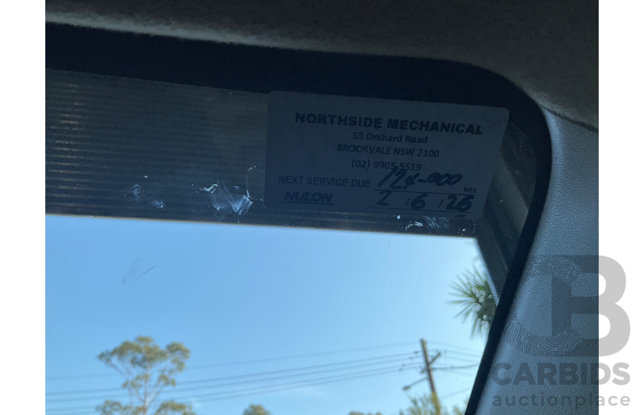 8/2013 Mitsubishi Mirage ES LA 5d Hatchback White 1.2L