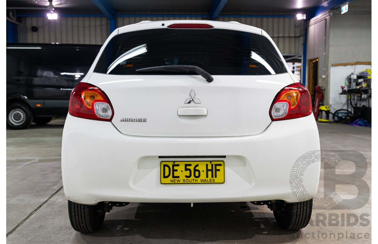 8/2013 Mitsubishi Mirage ES LA 5d Hatchback White 1.2L