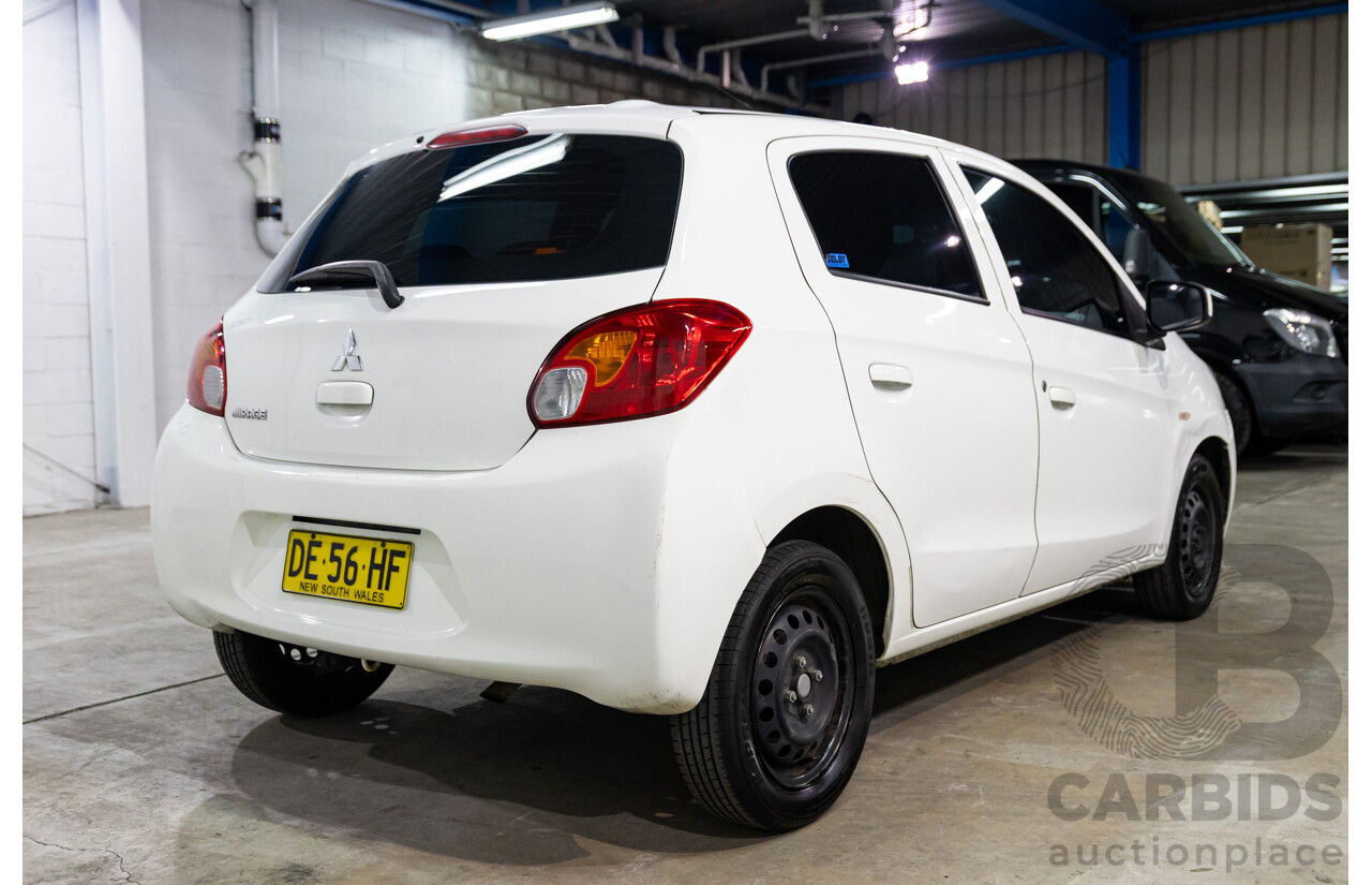 8/2013 Mitsubishi Mirage ES LA 5d Hatchback White 1.2L