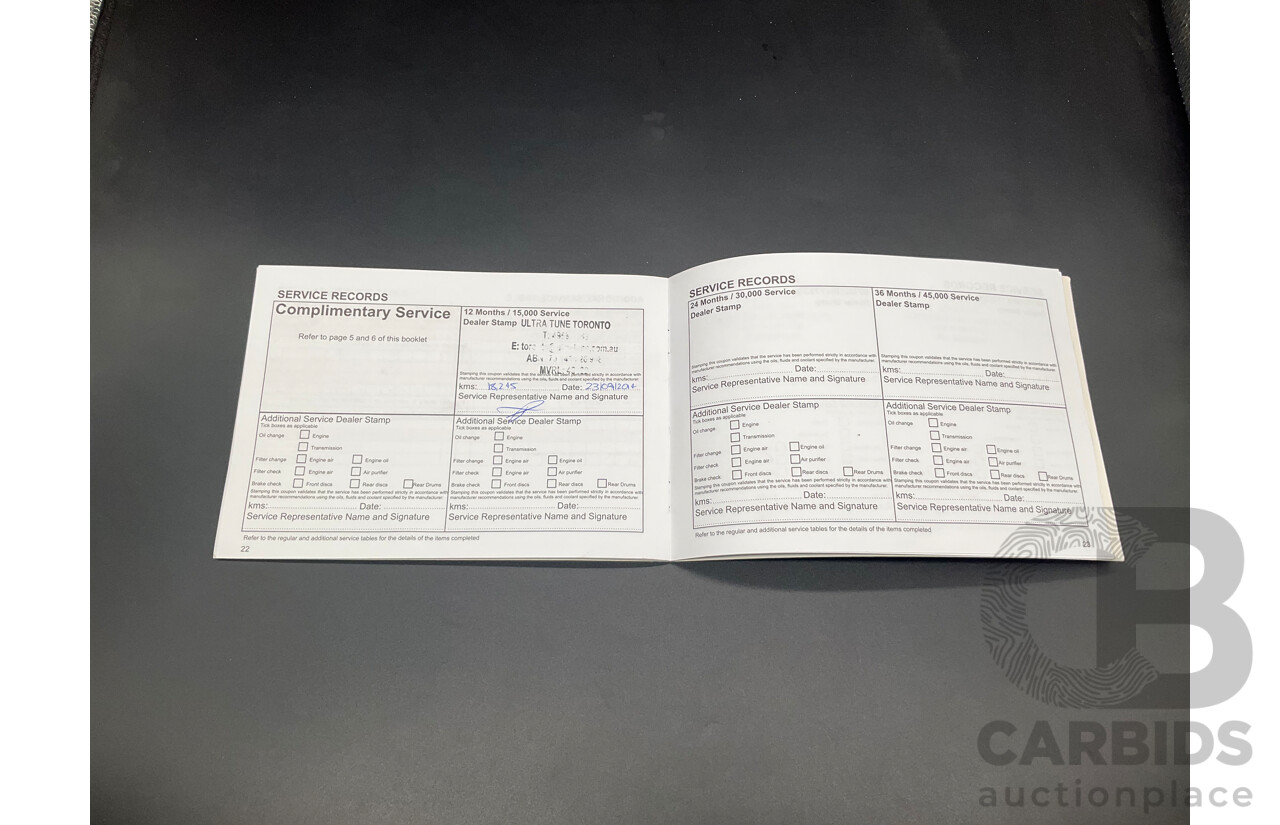 8/2013 Mitsubishi Mirage ES LA 5d Hatchback White 1.2L