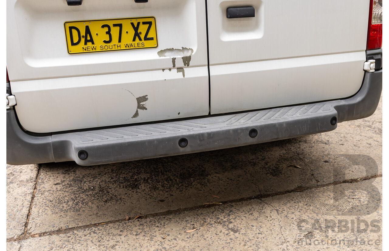 04/2010 Ford Transit Low Roof (SWB) VM MY08 Van Frozen White Turbo Diesel 2.2L