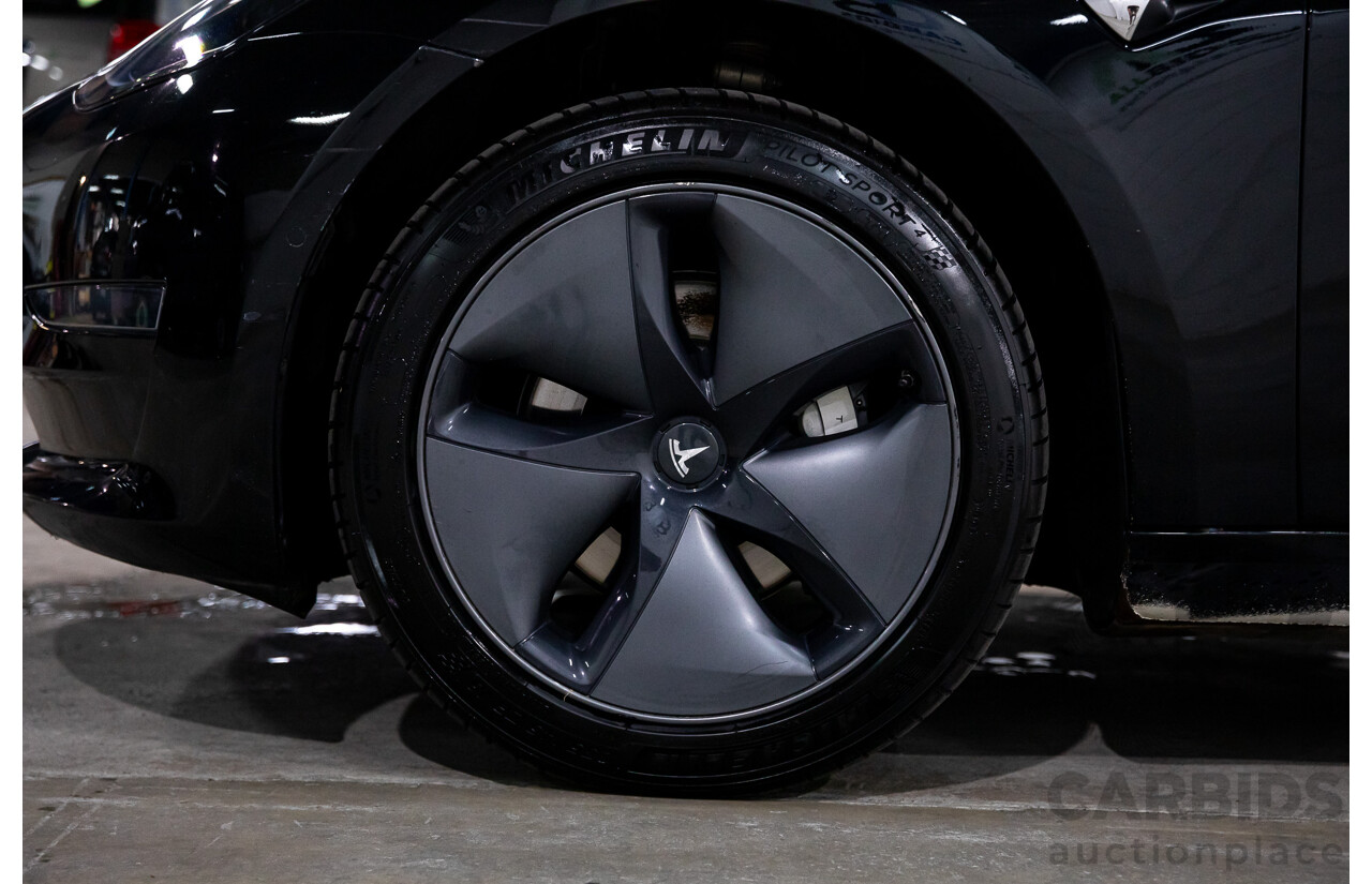 07/2019 Tesla Model 3 Standard Range (RWD) MY19 5d Sedan Black Dedicated Electric EV - 190kW